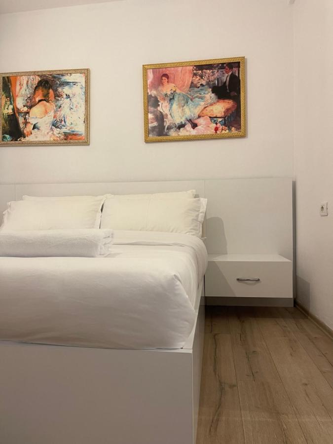 Apartment In The New Bazaar Of Tirana - Hana Blu Екстер'єр фото