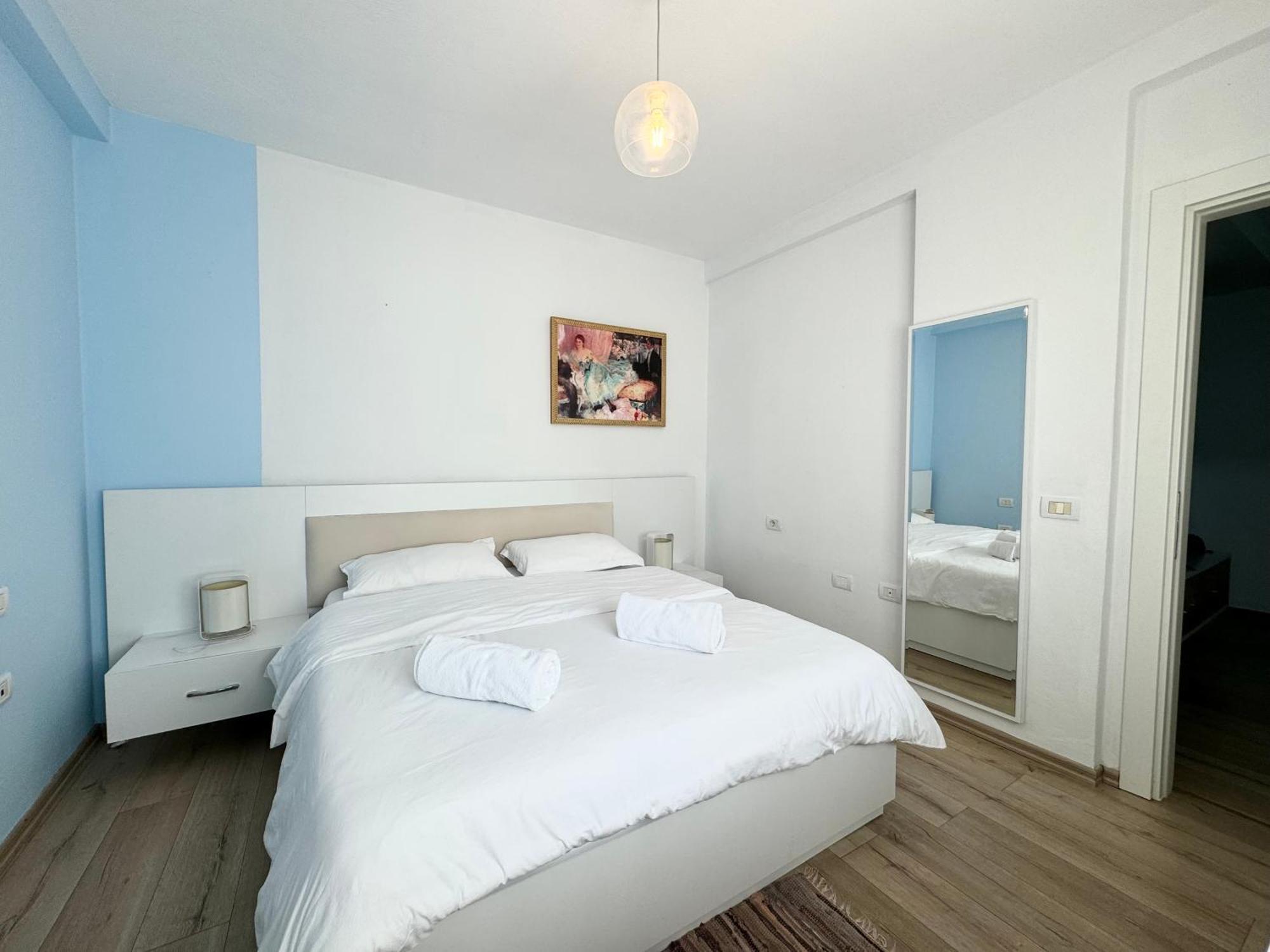 Apartment In The New Bazaar Of Tirana - Hana Blu Екстер'єр фото